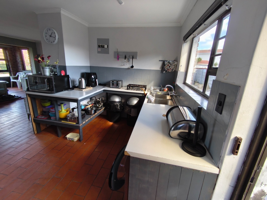 2 Bedroom Property for Sale in De Kelders Western Cape